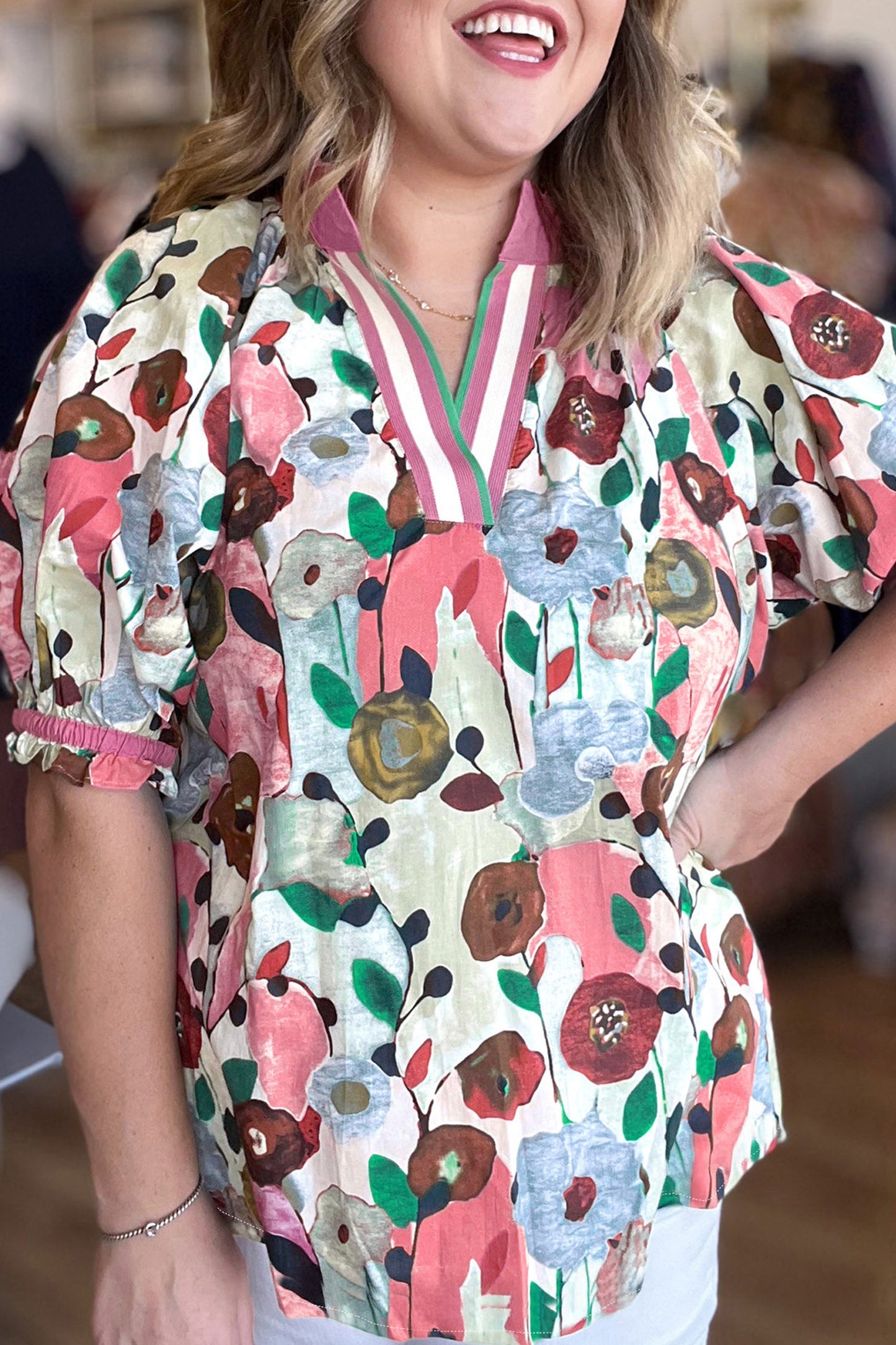 Puff Sleeve Floral Blouse in Plus Size