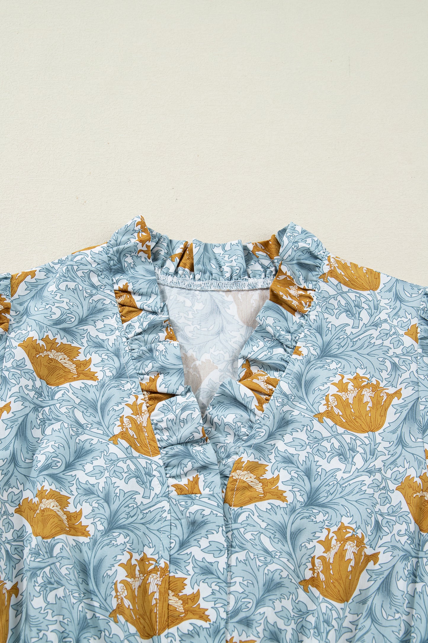 Floral Print Frilled Neck Dress