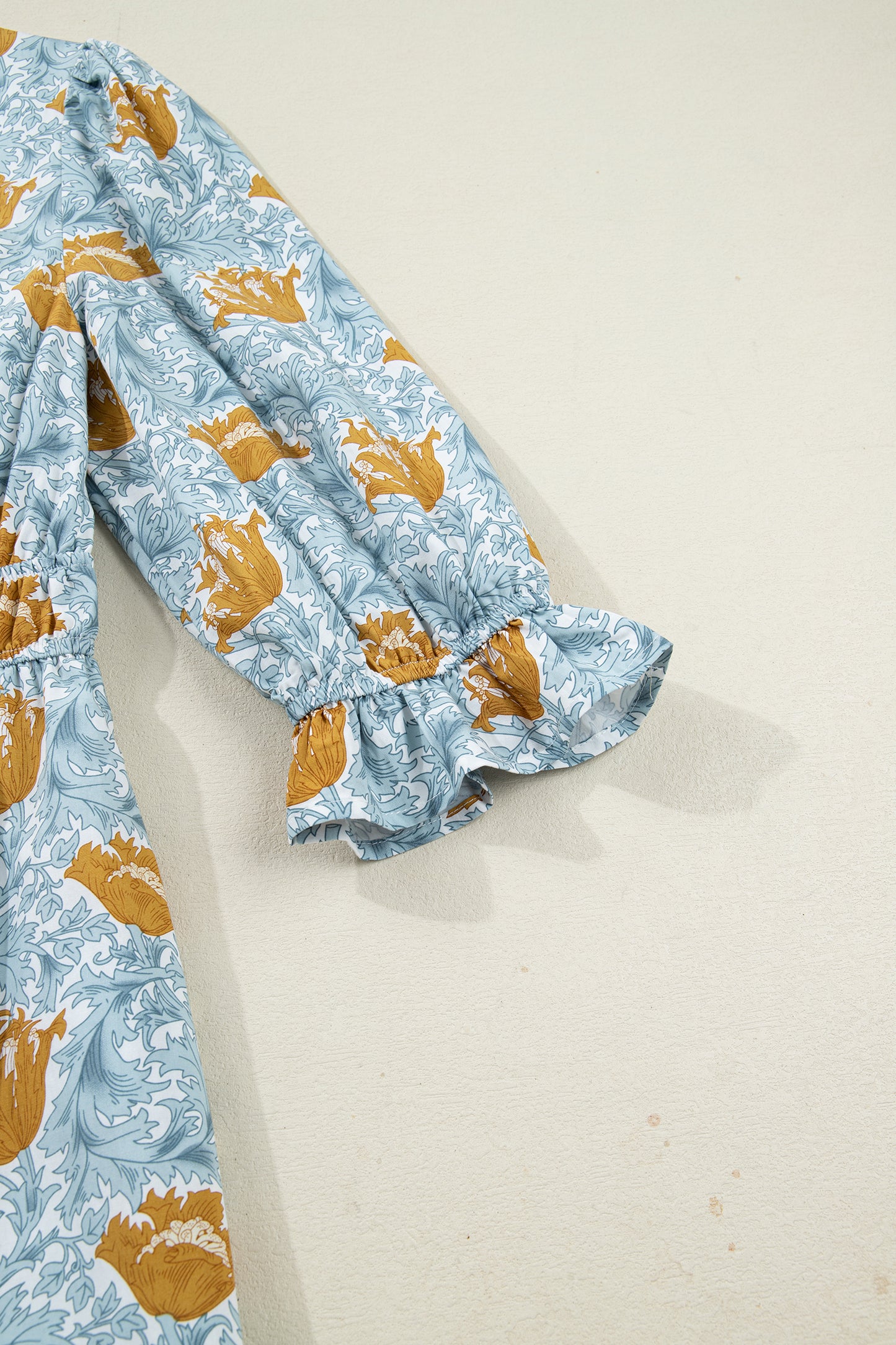 Floral Print Frilled Neck Dress