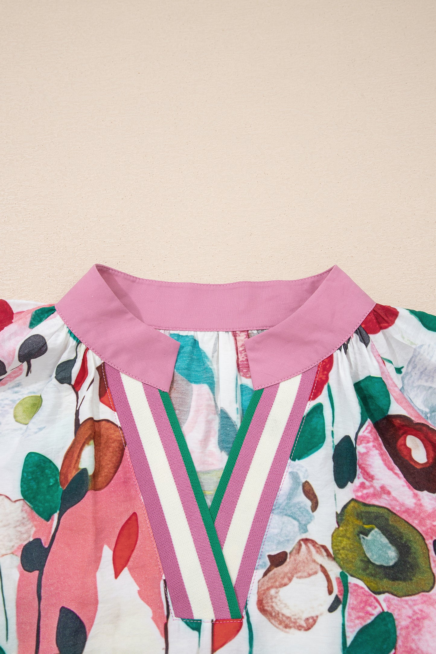 Puff Sleeve Floral Blouse in Plus Size