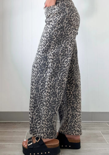 Black Leopard Print High Waist Barrel Jeans