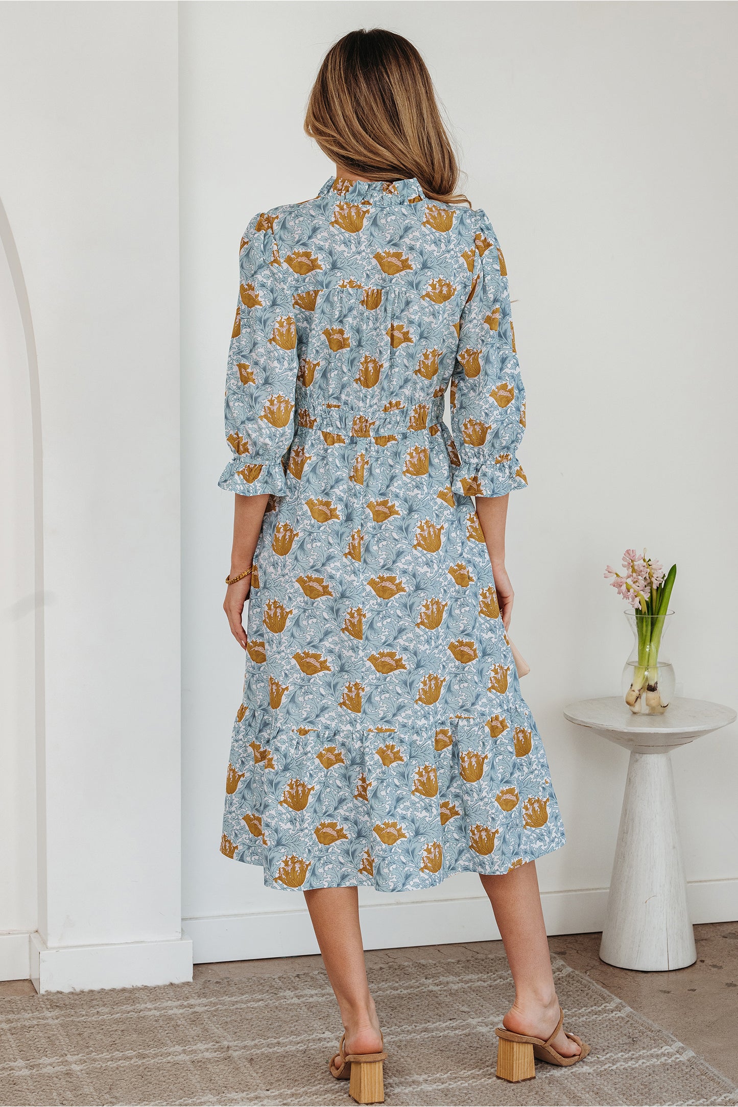 Floral Print Frilled Neck Dress