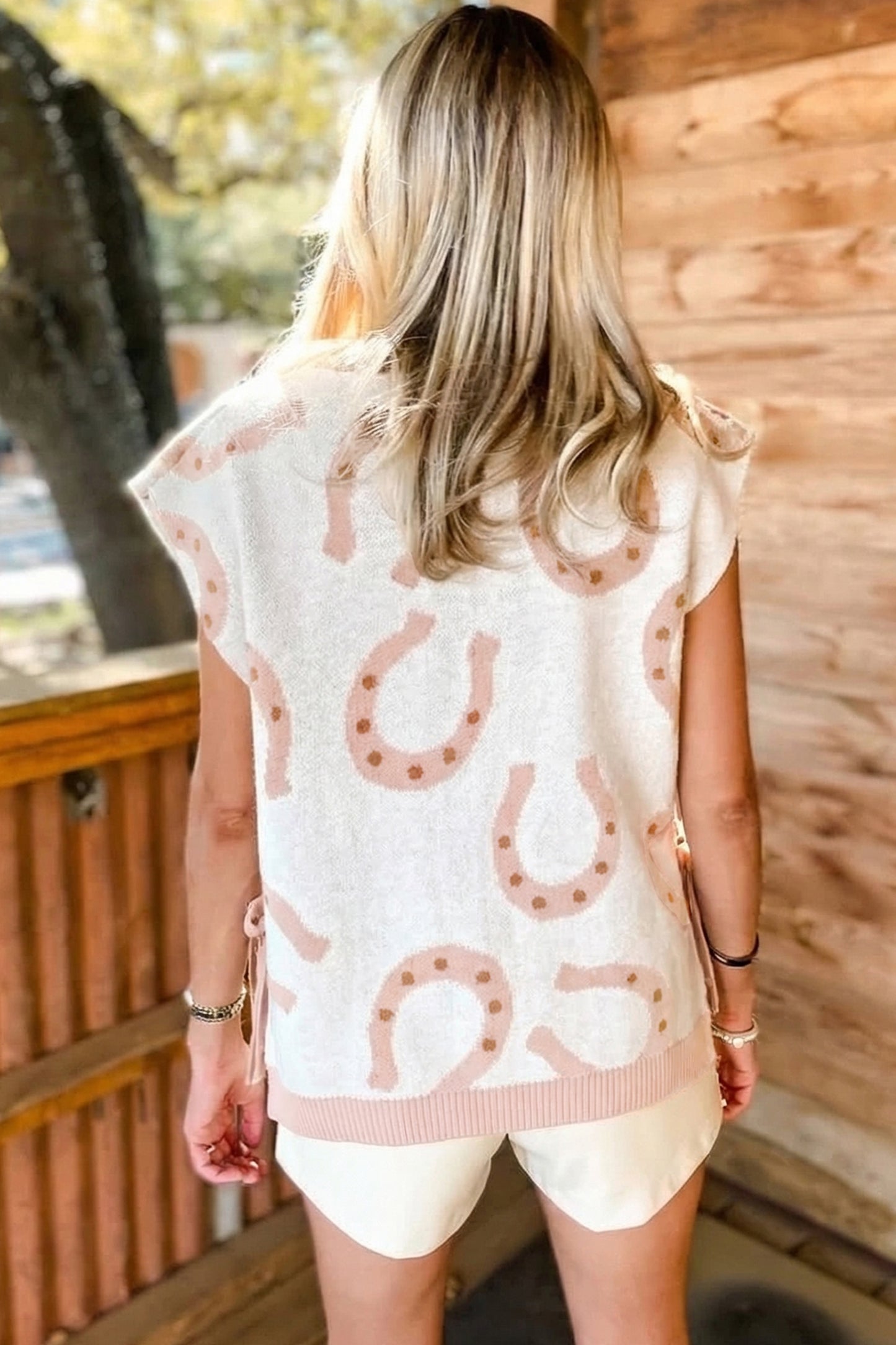 Beige Horse Shoe Knit Tee