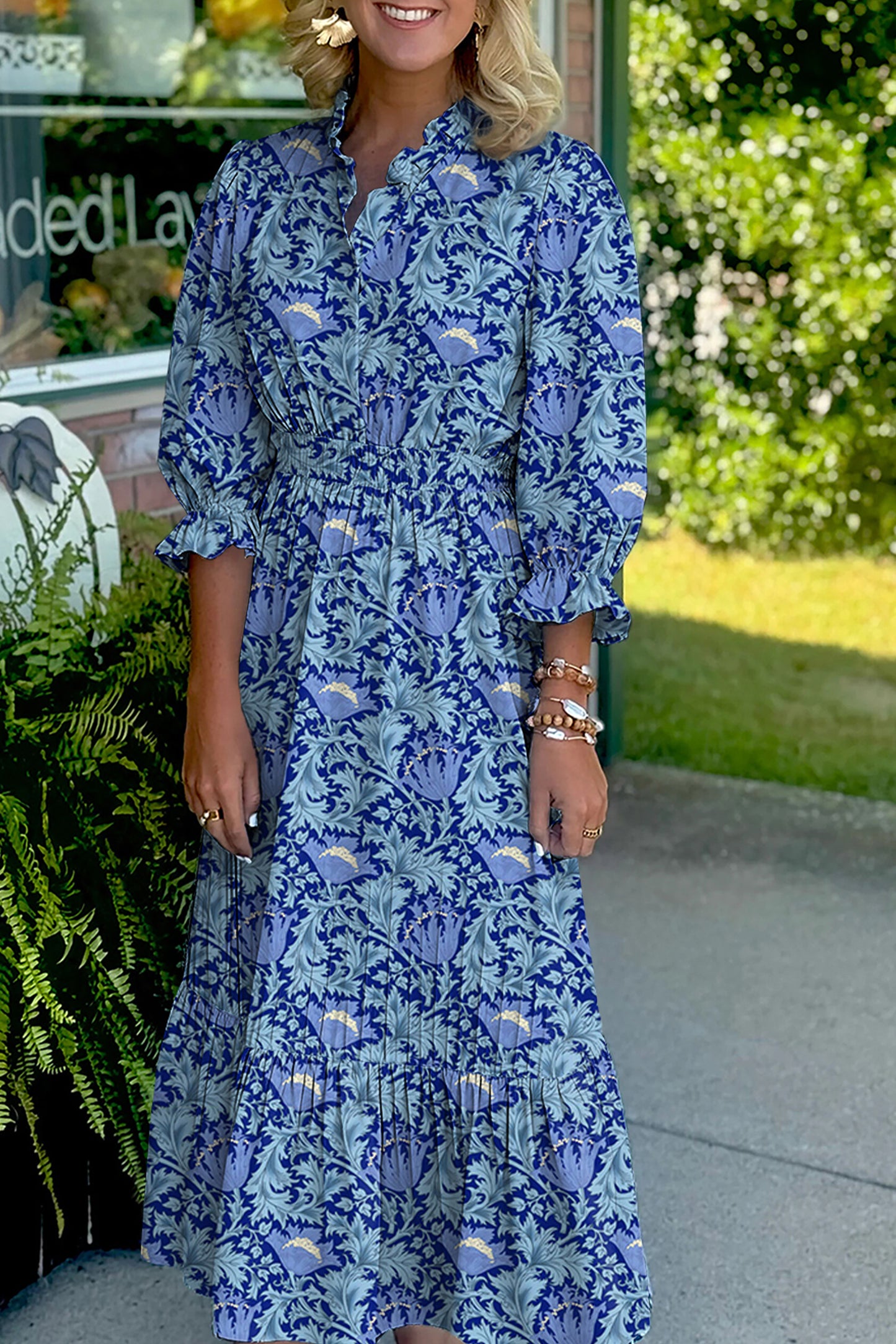 Floral Print Frilled Neck Dress