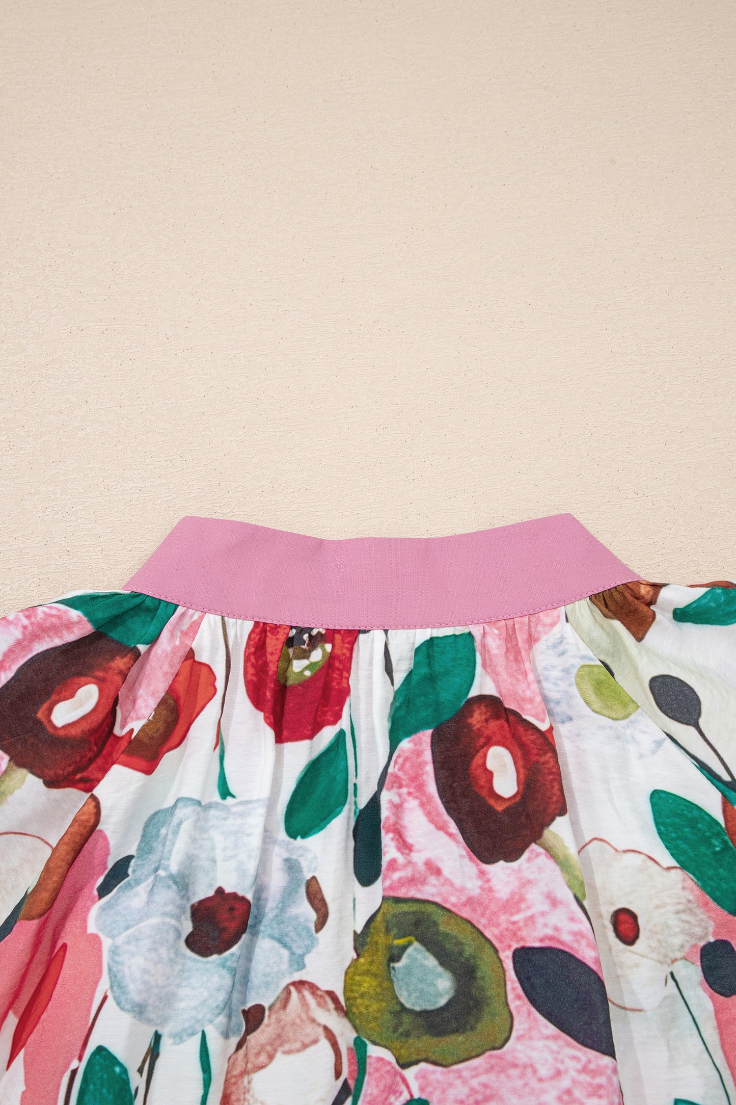 Puff Sleeve Floral Blouse in Plus Size