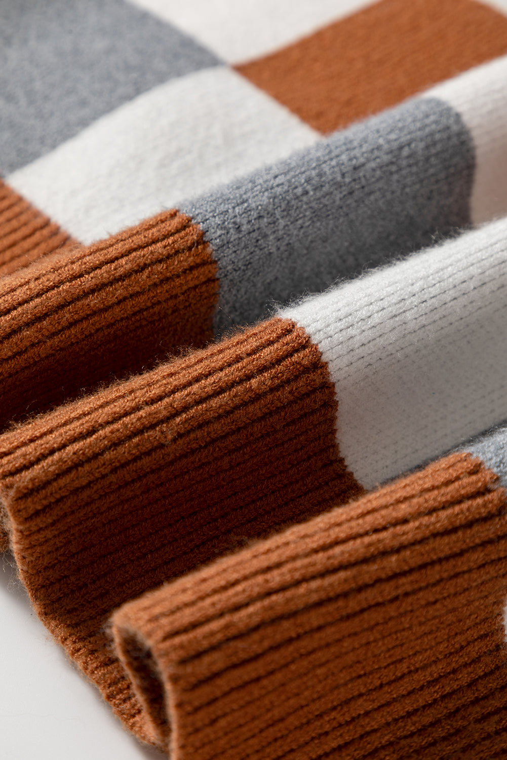 Brown & Gray Checkered Plus Size Crewneck Sweater