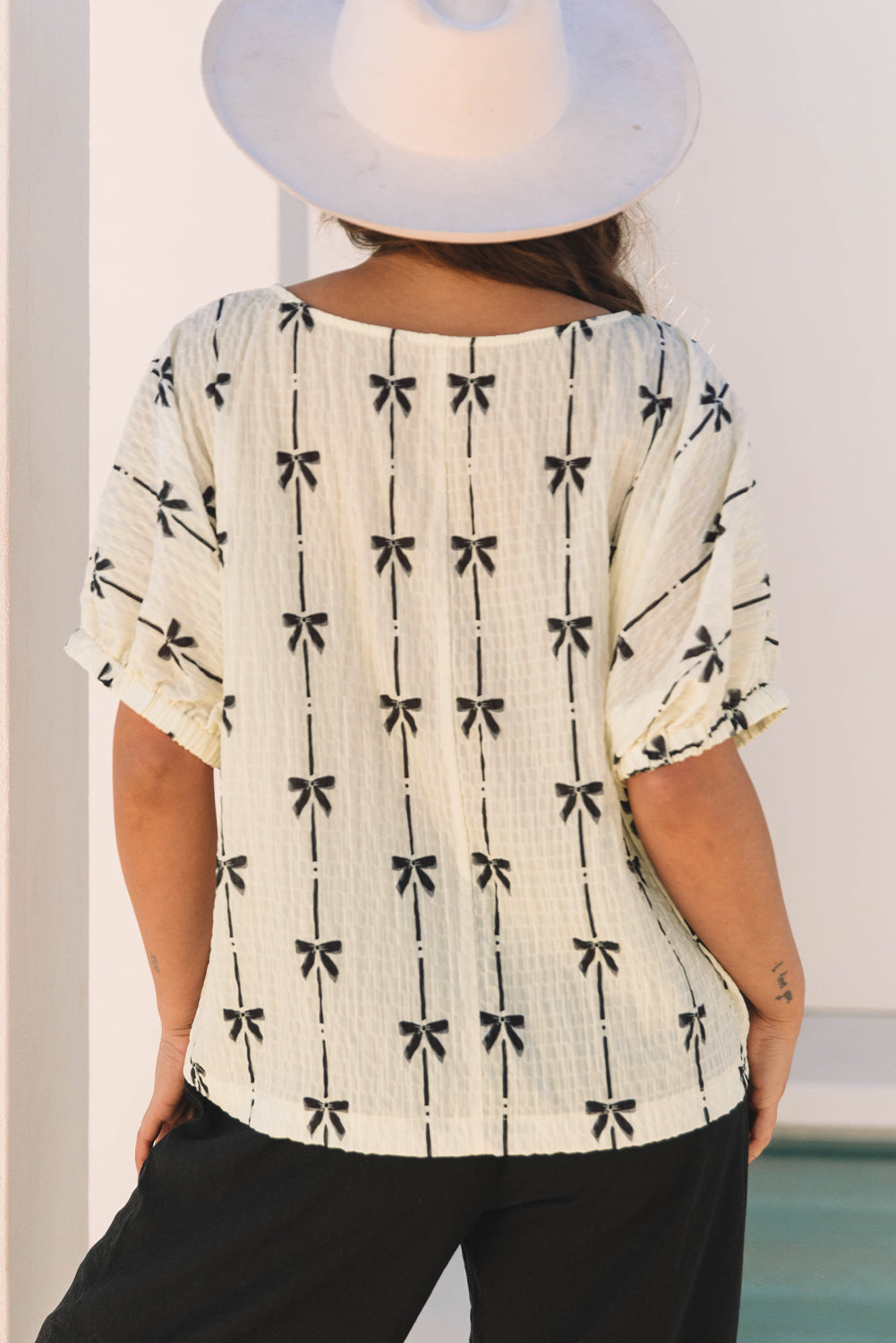 Bow Print Short Sleeve Top