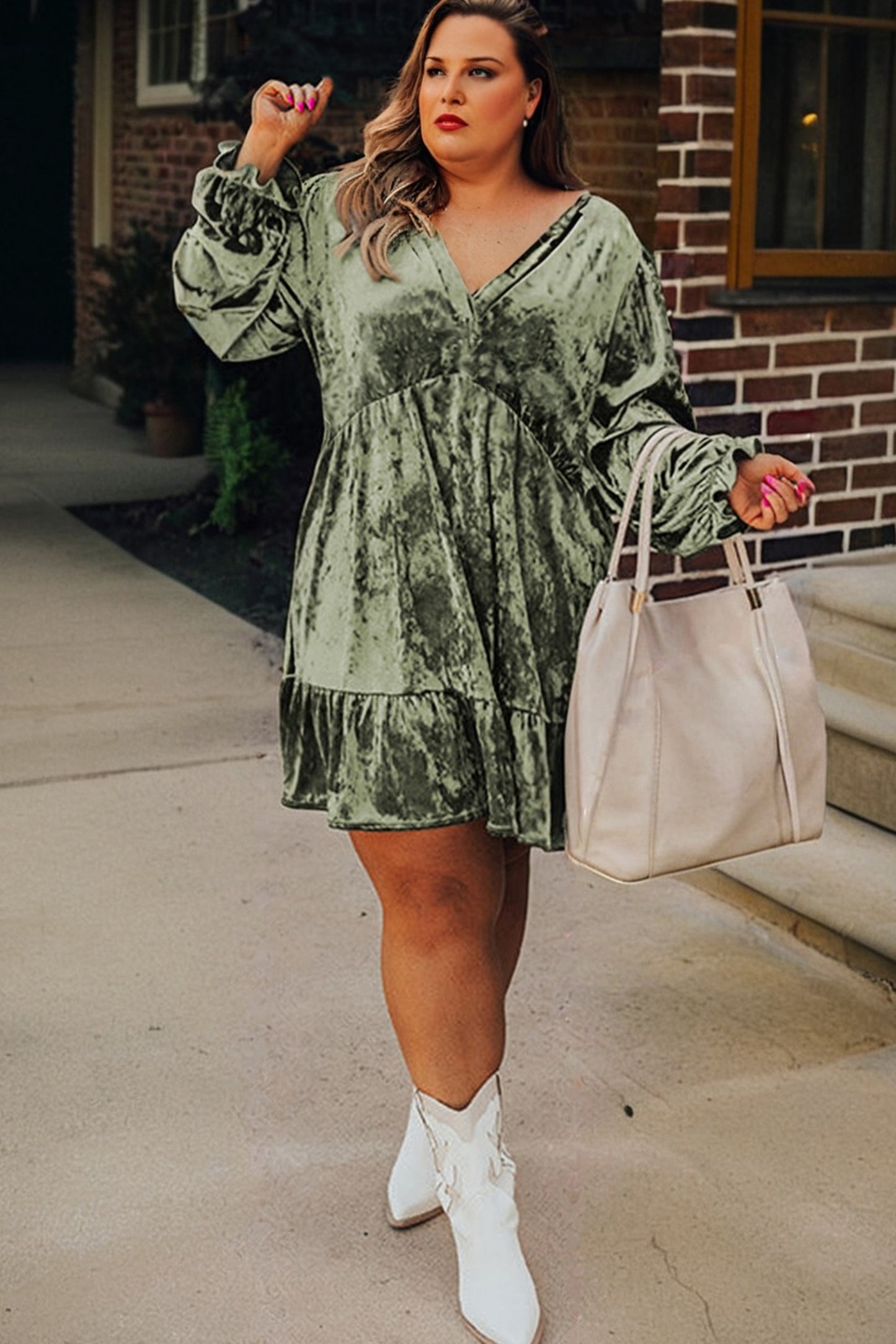Velvet Plus Size Babydoll Dress in Jungle Green